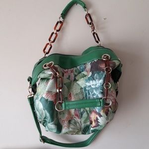 Spring bag